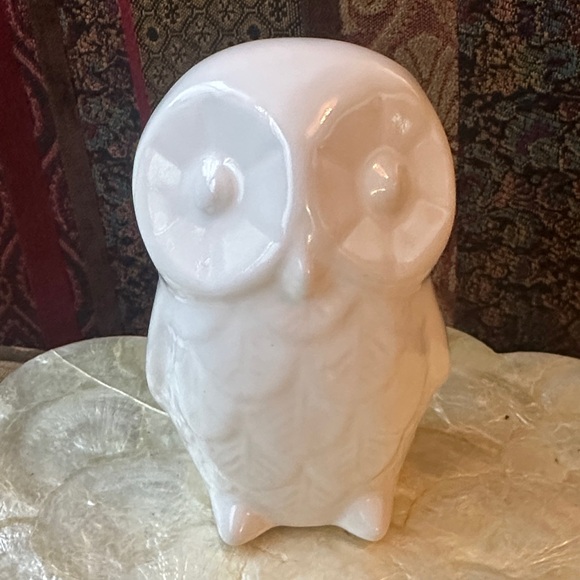Other - Vintage Elegant White Ceramic Owl Figurine 5.5”